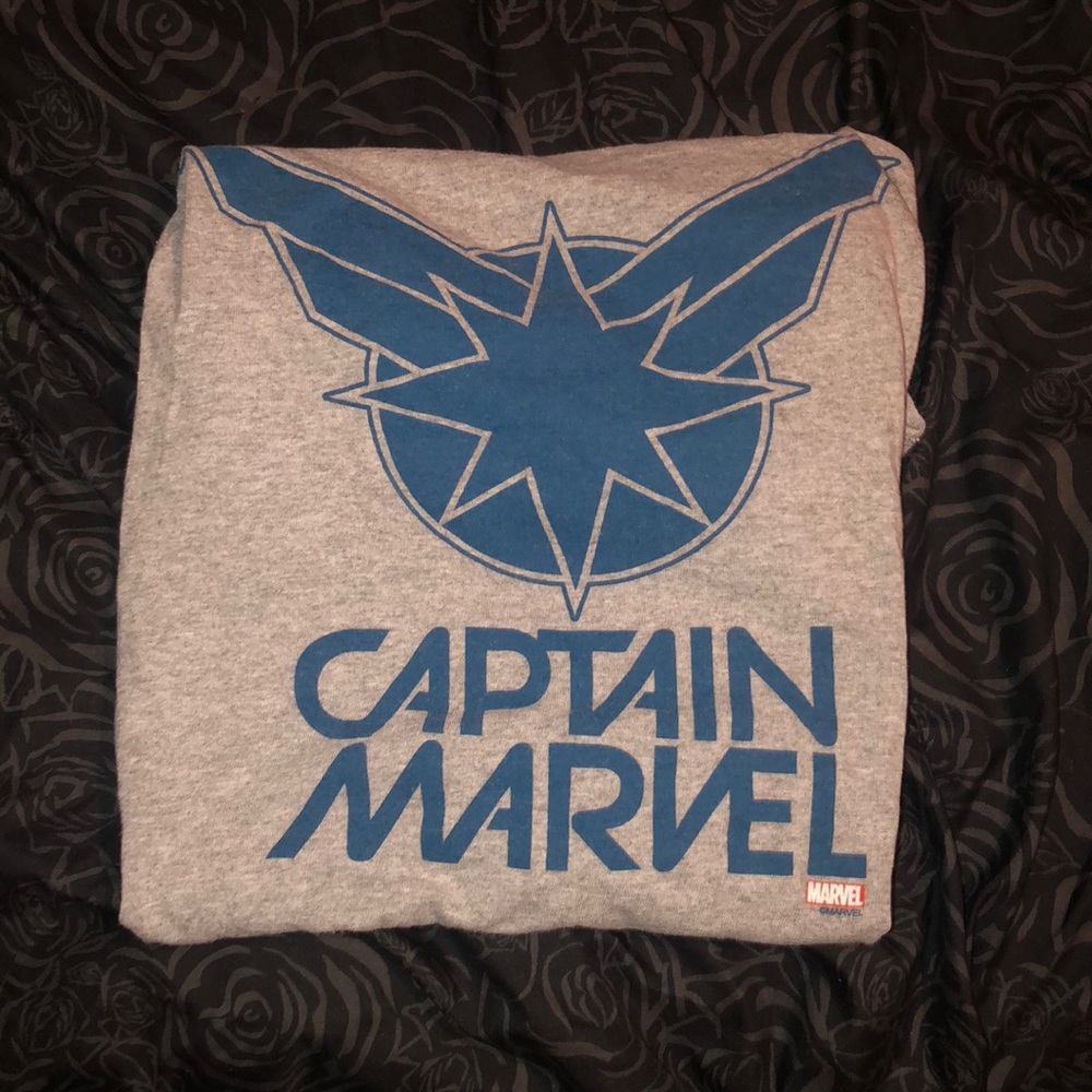 Captain marvel t shirt